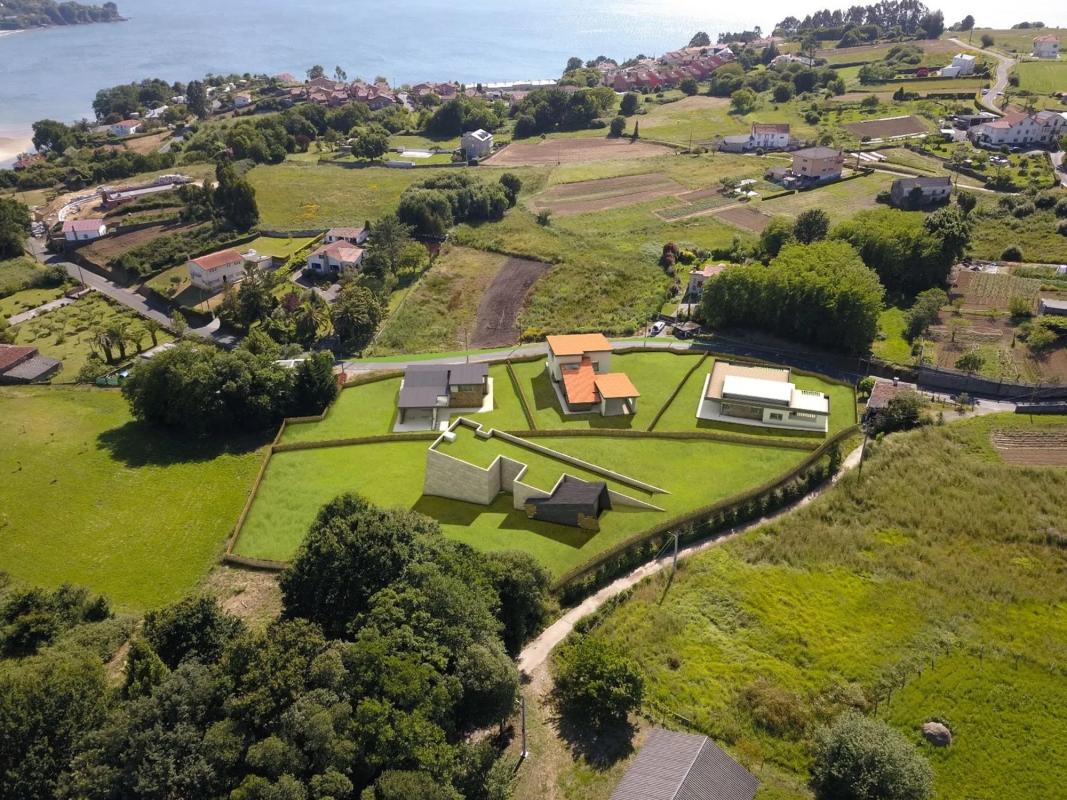 Terreno en venta en Miño, A Coruña photo 1