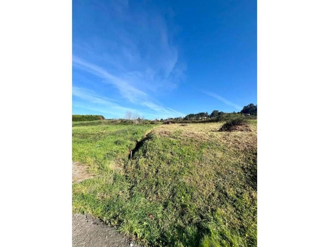 Terreno en venta en Miño, A Coruña photo 3