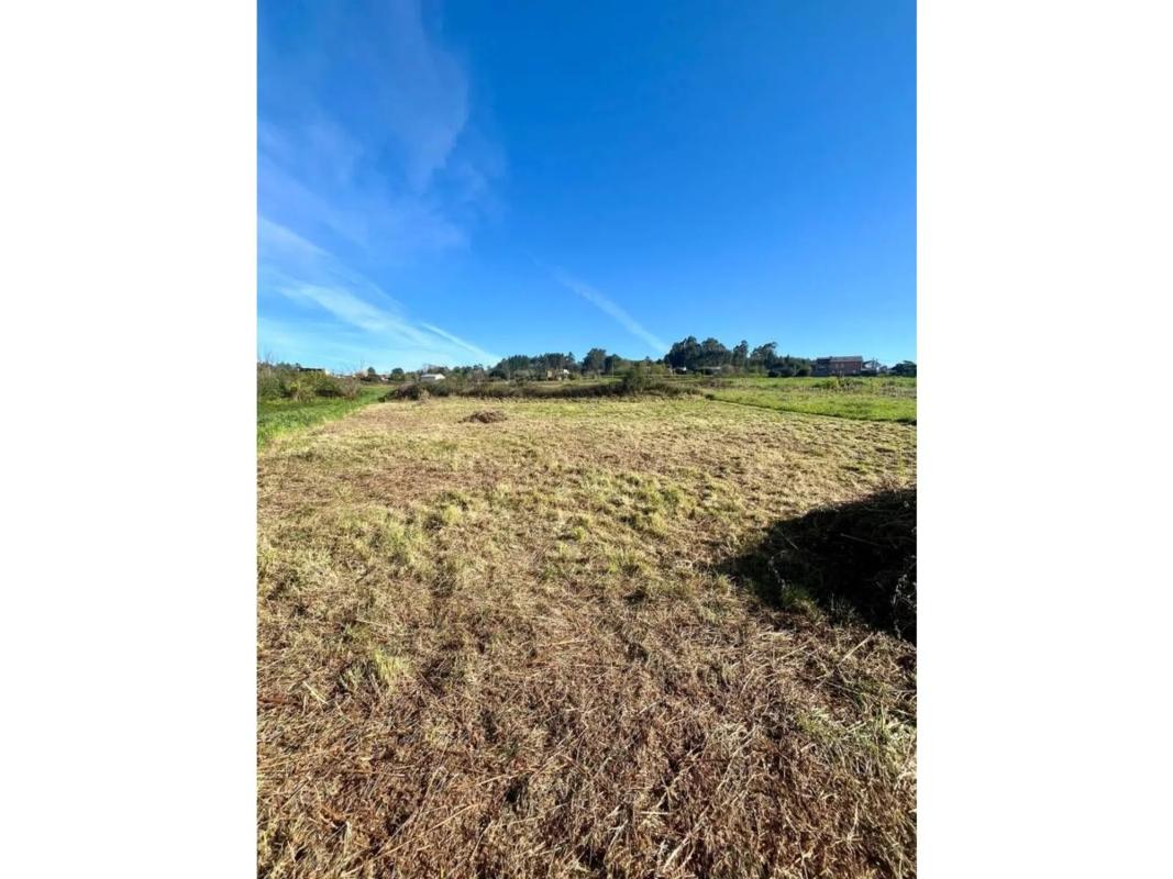 Terreno en venta en Miño, A Coruña photo 4