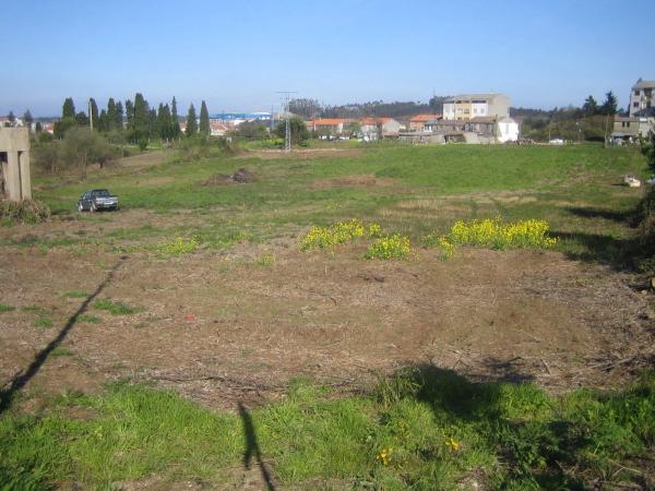 Terreno en avenida Principal, 164 -166 photo 1
