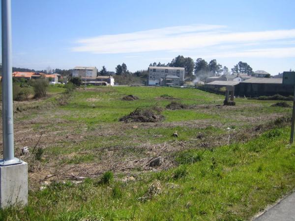 Terreno en avenida Principal, 164 -166 photo 2