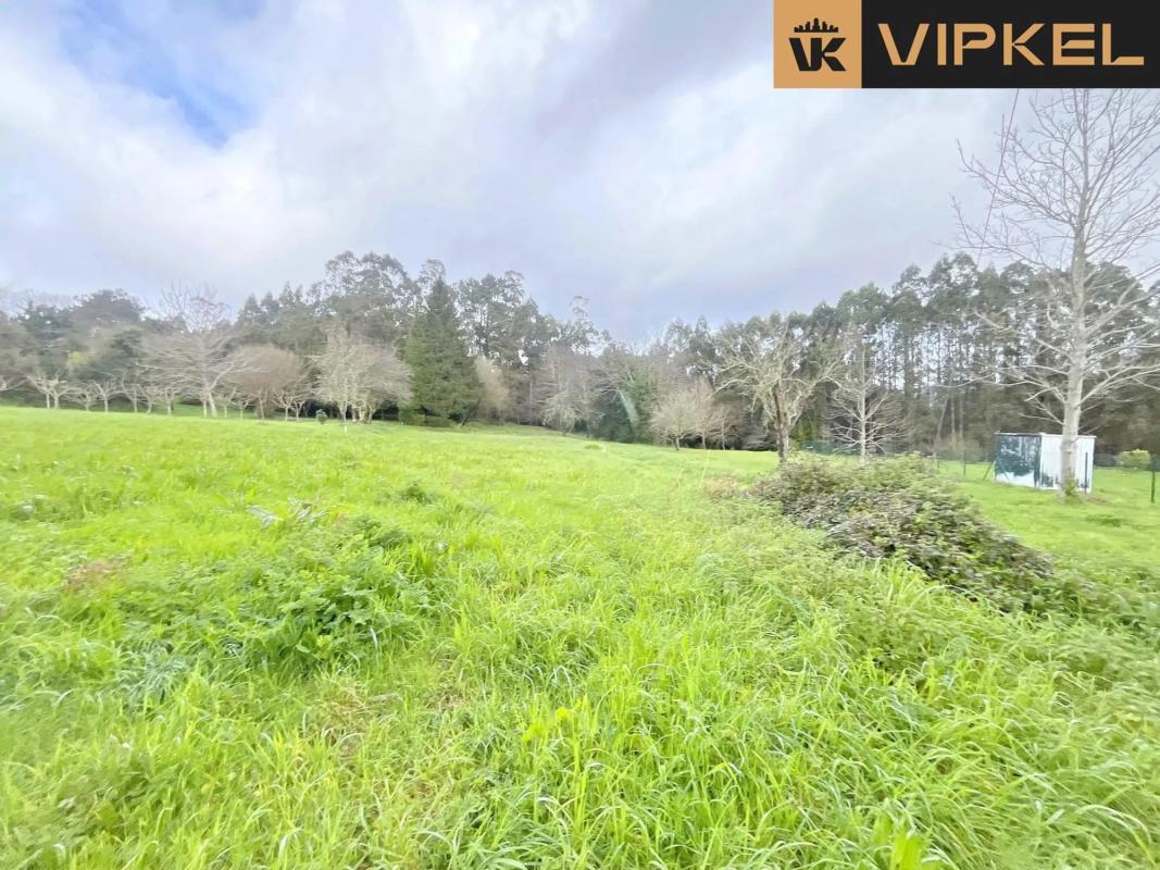 Terreno en venta en Vilarmaior, A Coruña photo 1