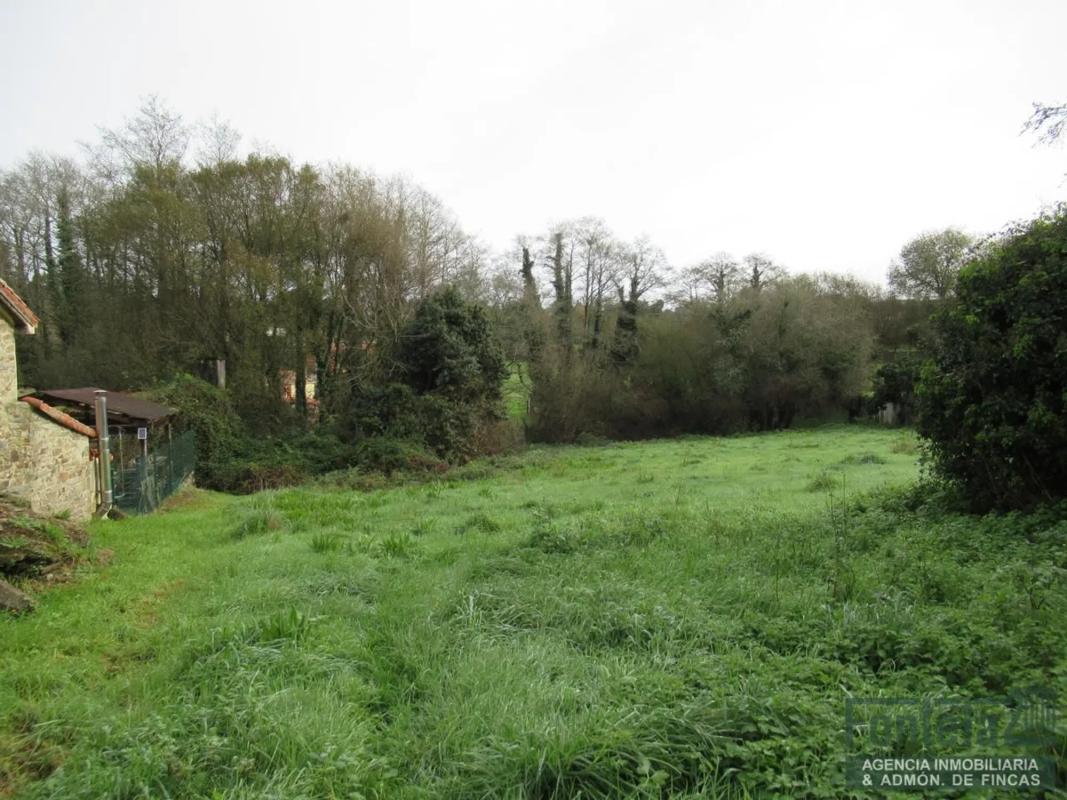 Terreno en venta en Betanzos, A Coruña photo 2