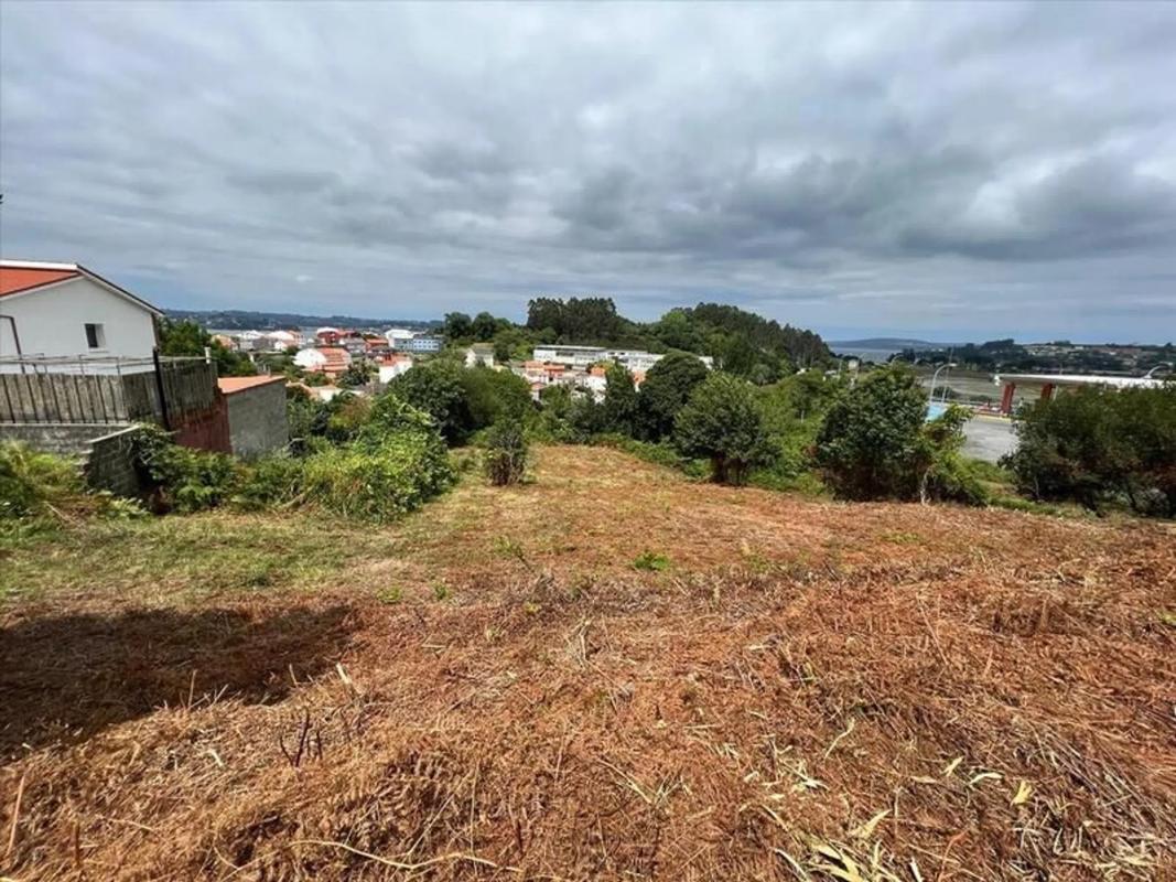 Terreno en venta en Miño, A Coruña photo 1