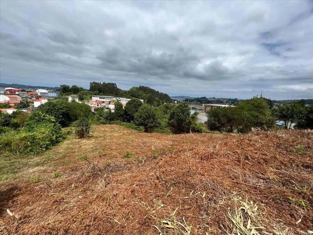 Terreno en venta en Miño, A Coruña photo 3