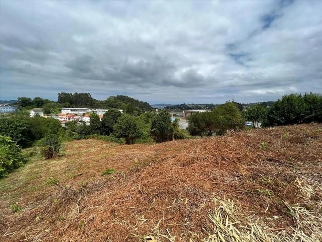 Terreno en venta en Miño, A Coruña photo 4