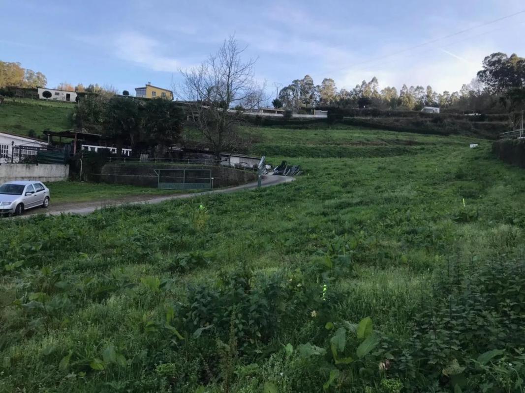Terreno en venta en Betanzos, A Coruña photo 1