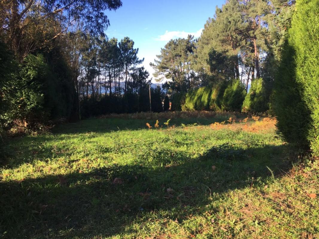 Terreno en venta en Miño, A Coruña photo 1