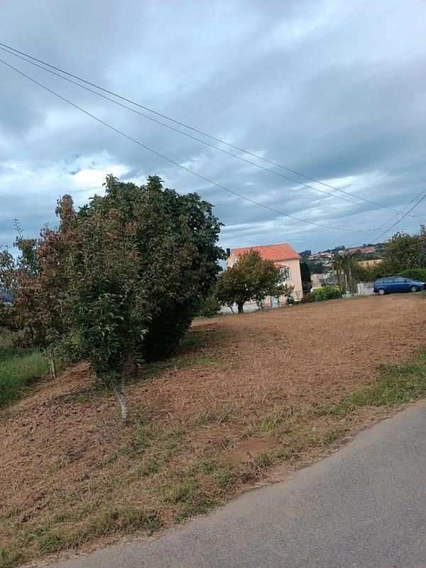 Terreno en venta en Miño, A Coruña photo 2