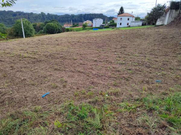 Terreno en Leiro, Miño, km 13 thumbnail 2