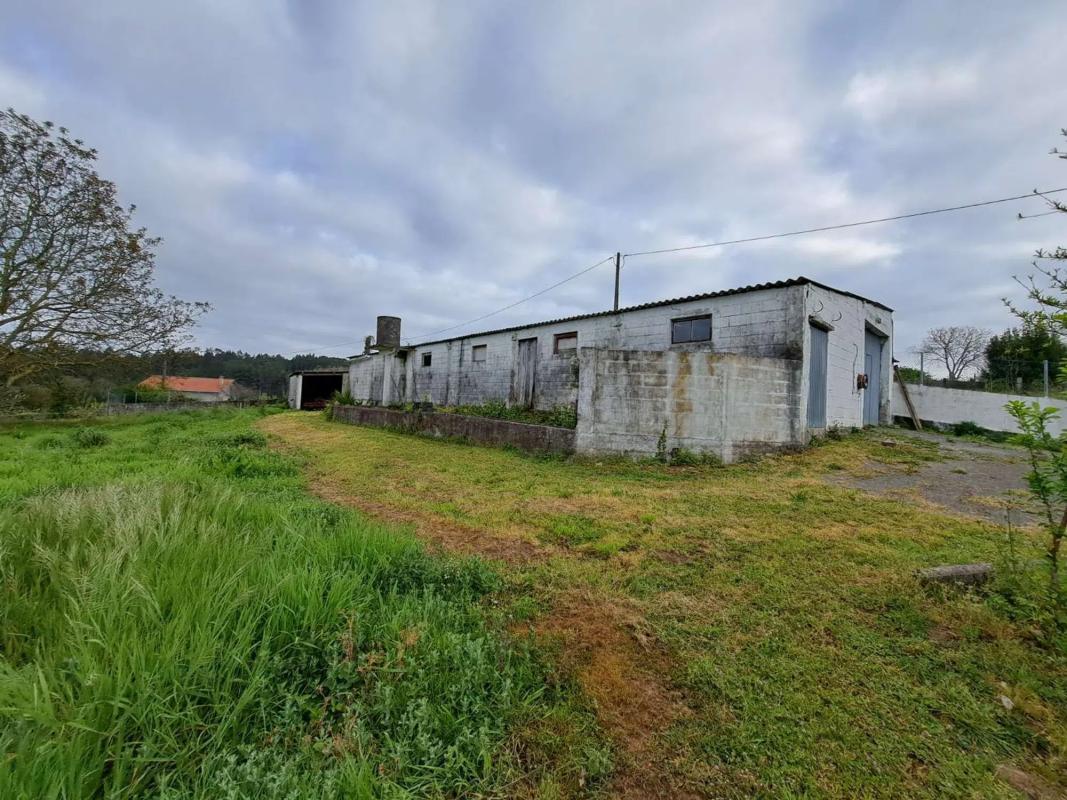 Terreno en venta en Miño, A Coruña photo 1