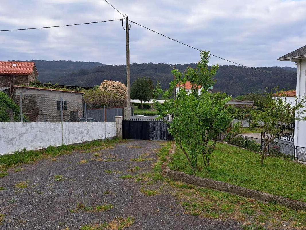 Terreno en venta en Miño, A Coruña photo 5