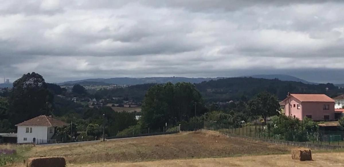 Land for sale in Betanzos, A Coruña photo 1
