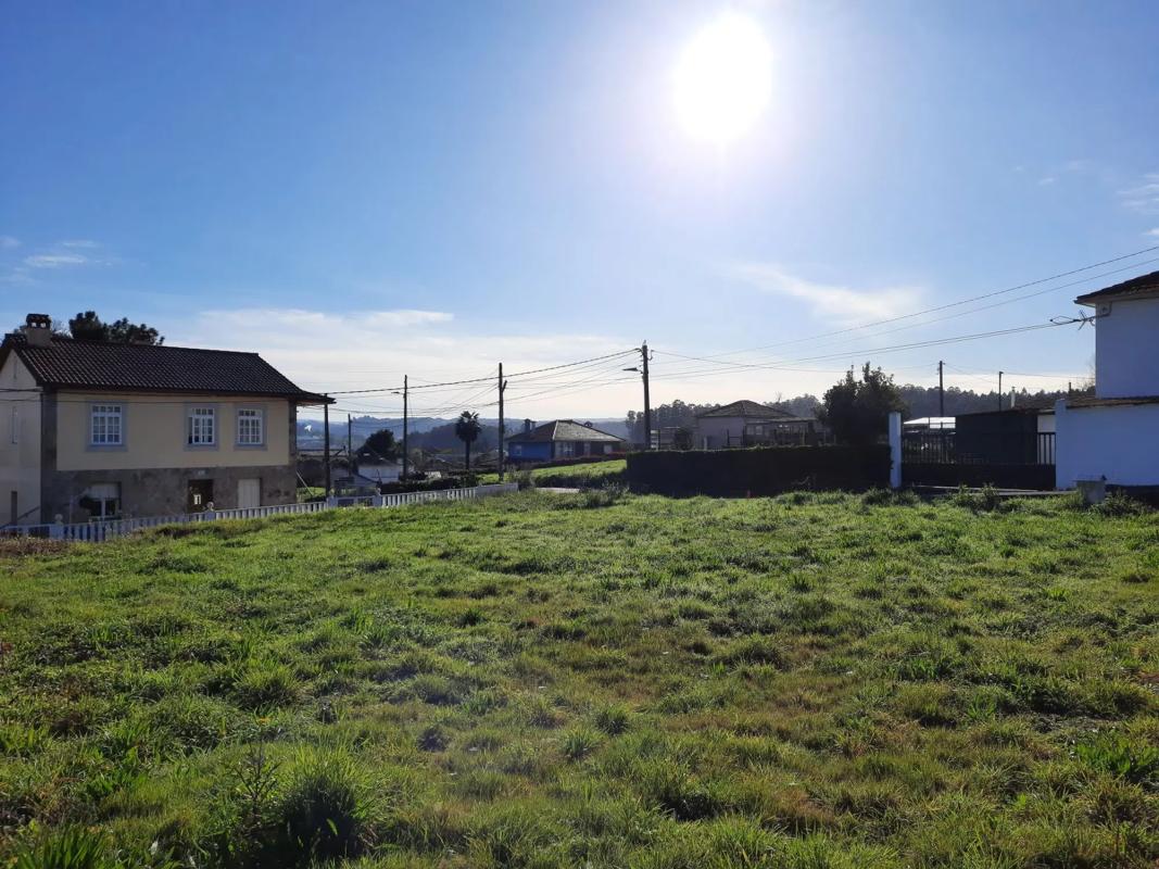 Terreno en venta en Betanzos, A Coruña photo 3