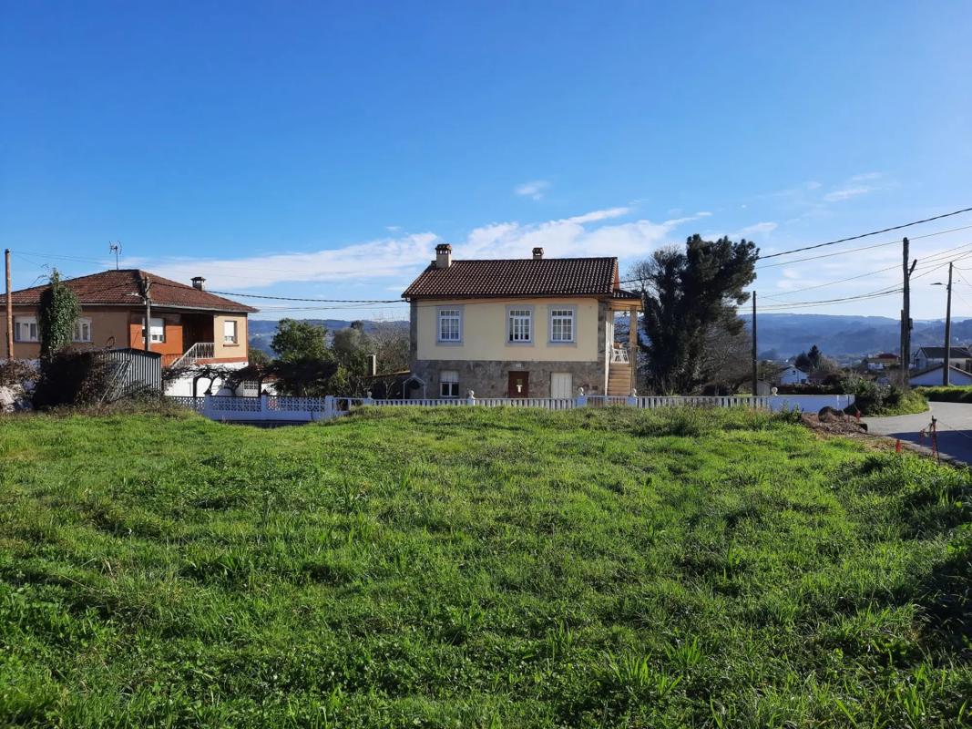 Terreno en venta en Betanzos, A Coruña photo 4