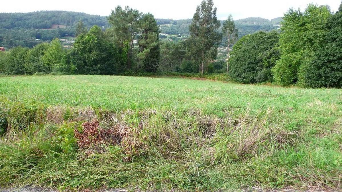 Terreno en venta en Vilarmaior, A Coruña photo 1