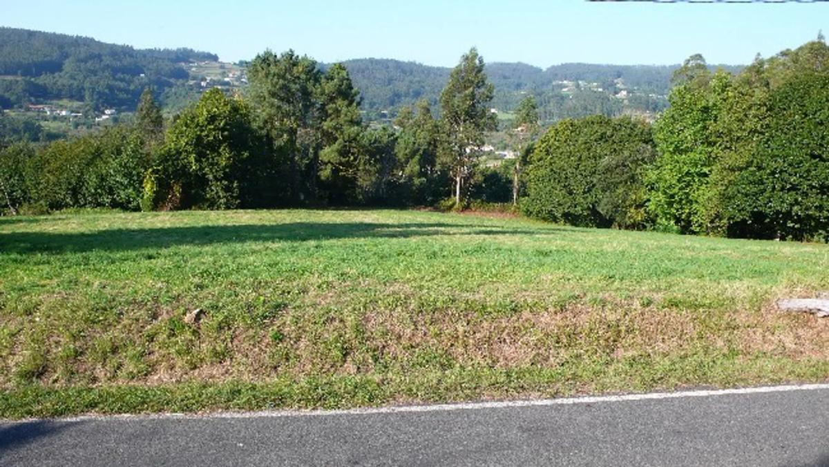 Terreno en venta en Vilarmaior, A Coruña photo 4