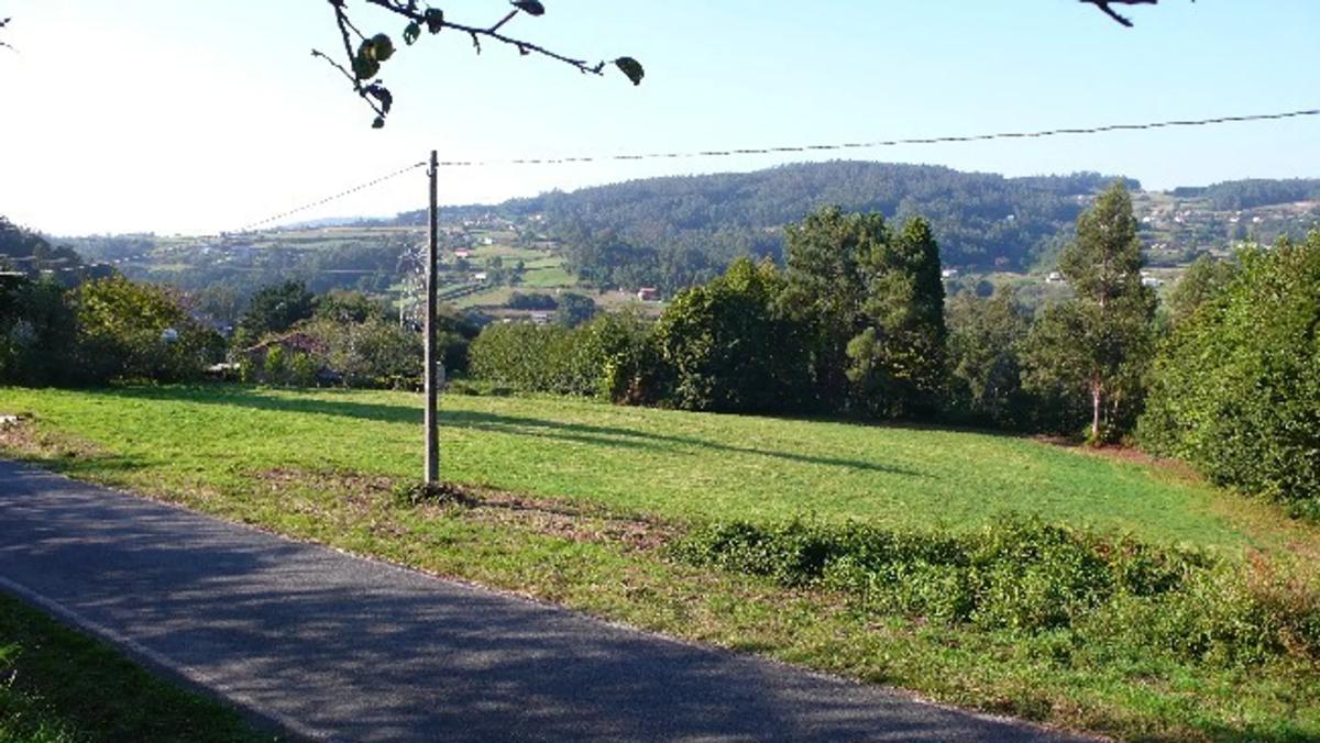 Terreno en venta en Vilarmaior, A Coruña photo 5