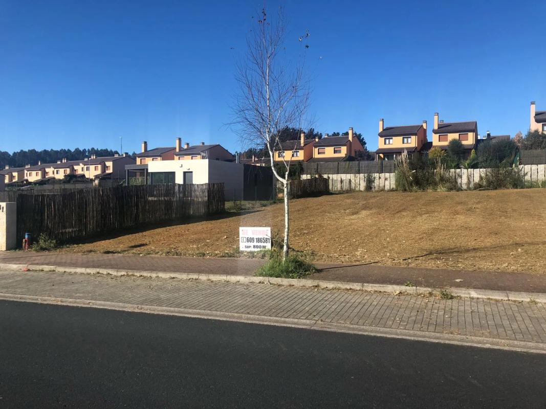 Terreno en venta en Miño, A Coruña photo 4