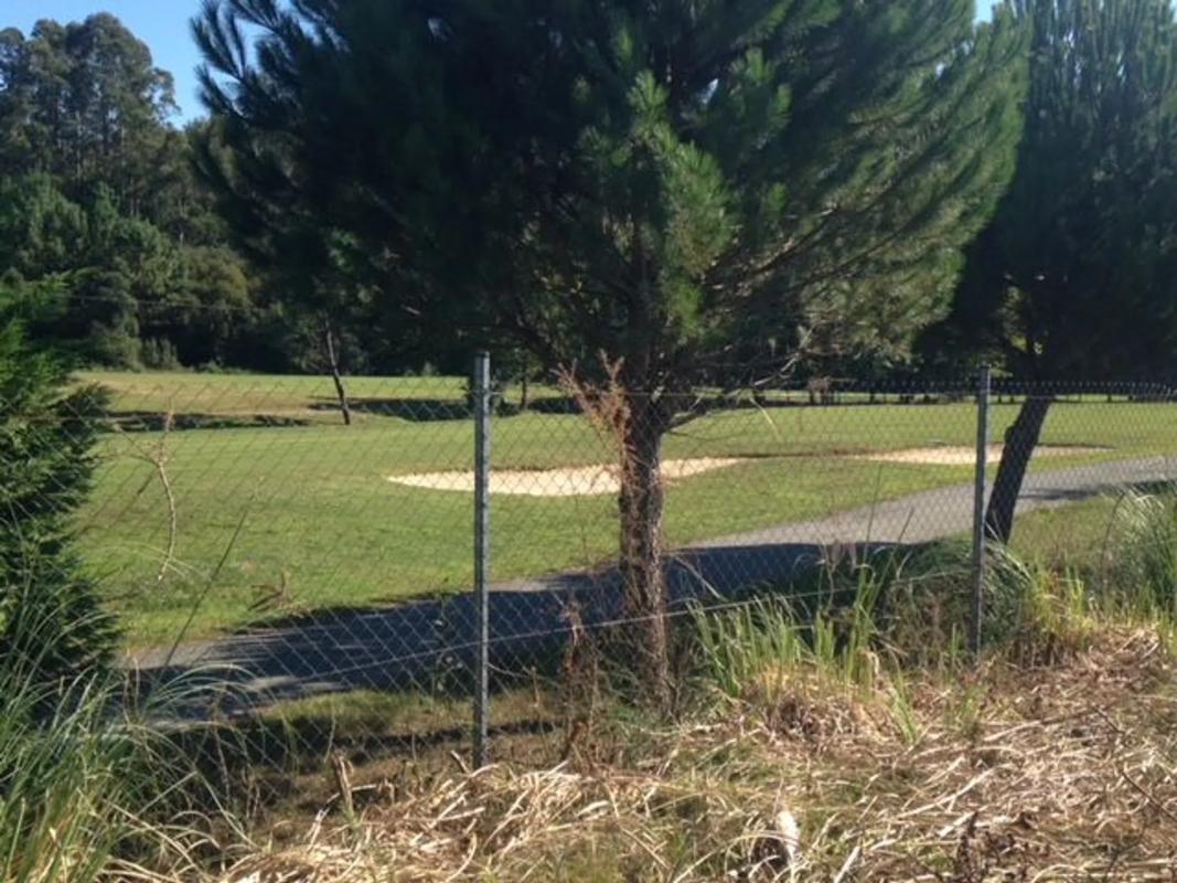 Terreno en venta en Miño, A Coruña photo 4