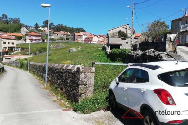 Terreno en calle Louro photo 4