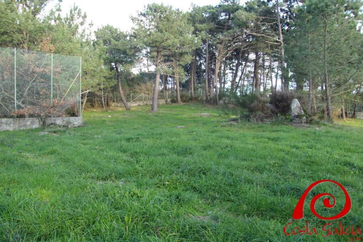 Terreno en venta en Muros, A Coruña photo 5