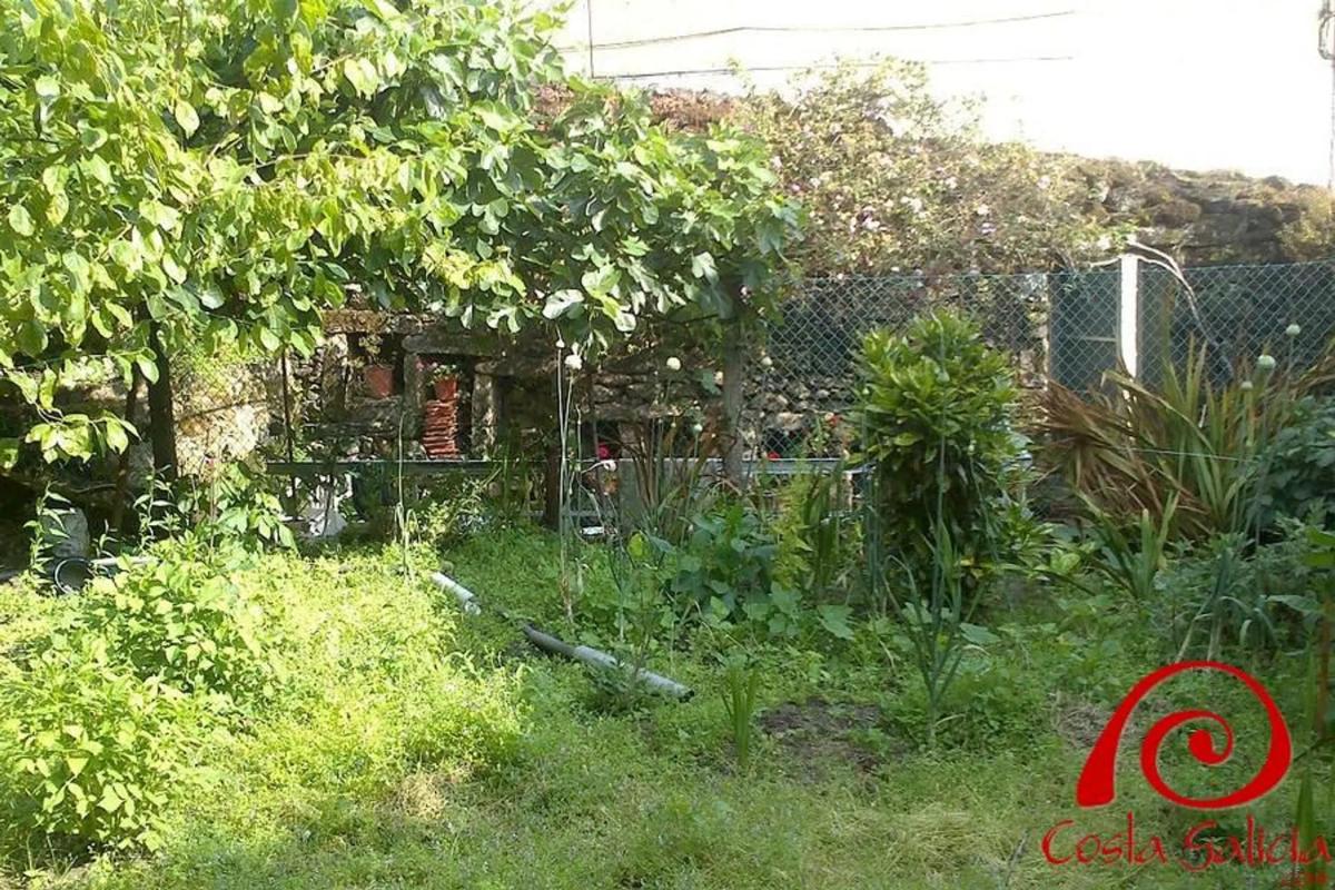 Terreno en venta en Muros, A Coruña photo 3