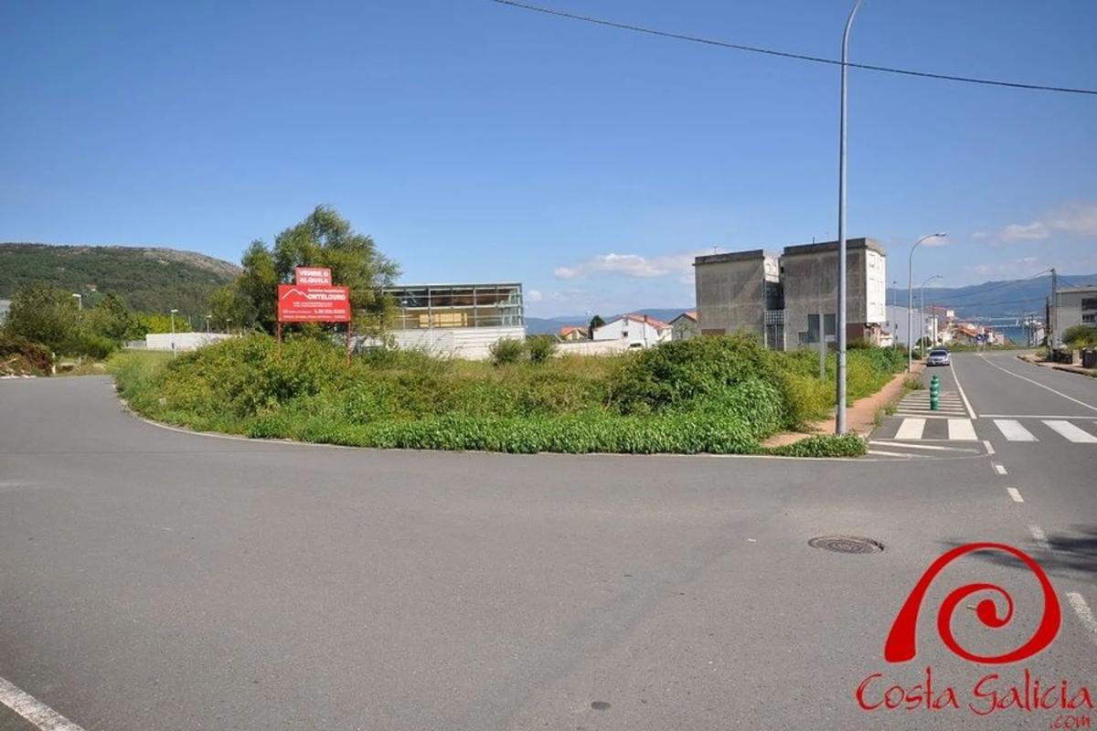 Land for sale in Muros, A Coruña photo 1