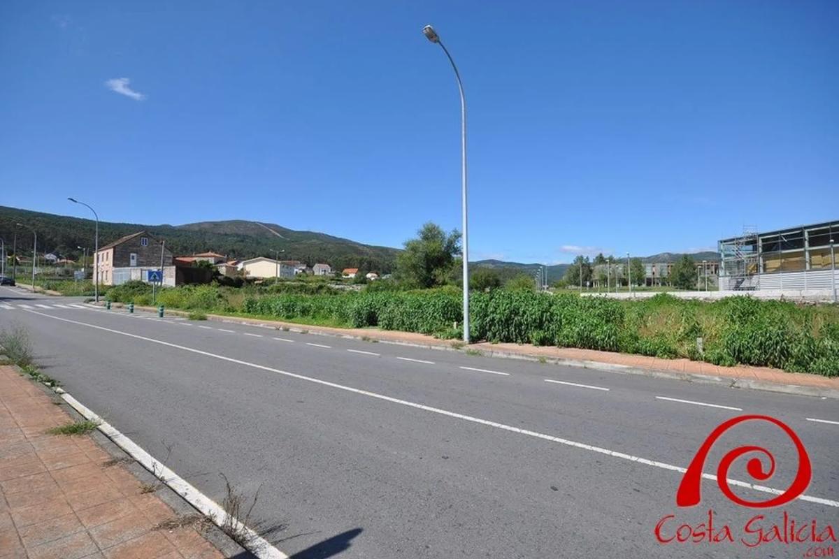 Land for sale in Muros, A Coruña photo 4
