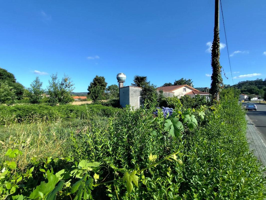 Terreno en venta en Negreira, A Coruña photo 3