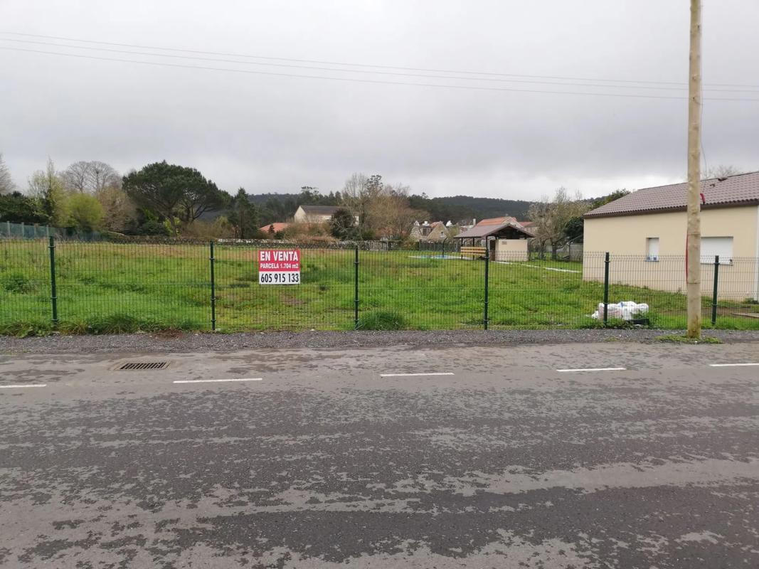 Land for sale in Outes, A Coruña photo 4
