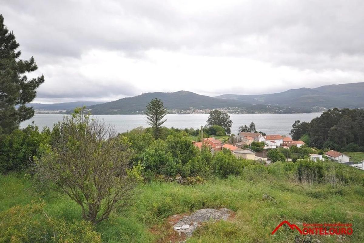 Land for sale in Outes, A Coruña photo 5