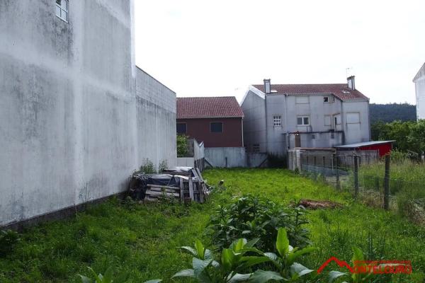 Terreno en calle Castelao photo 3