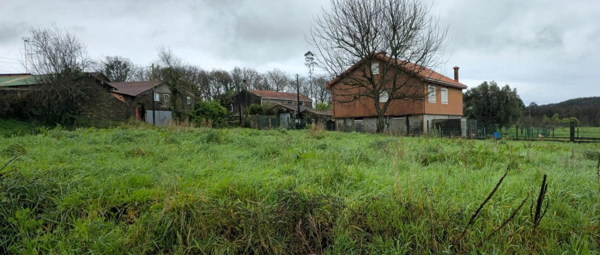 Terreno en venta en O Pino, A Coruña photo 1