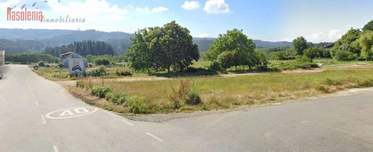 Terreno en venta en O Pino, A Coruña photo 2