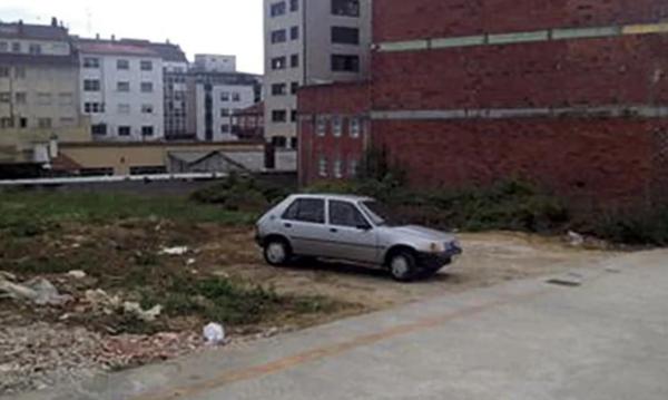 Terreno en calle Alfonso Senra s/n photo 2