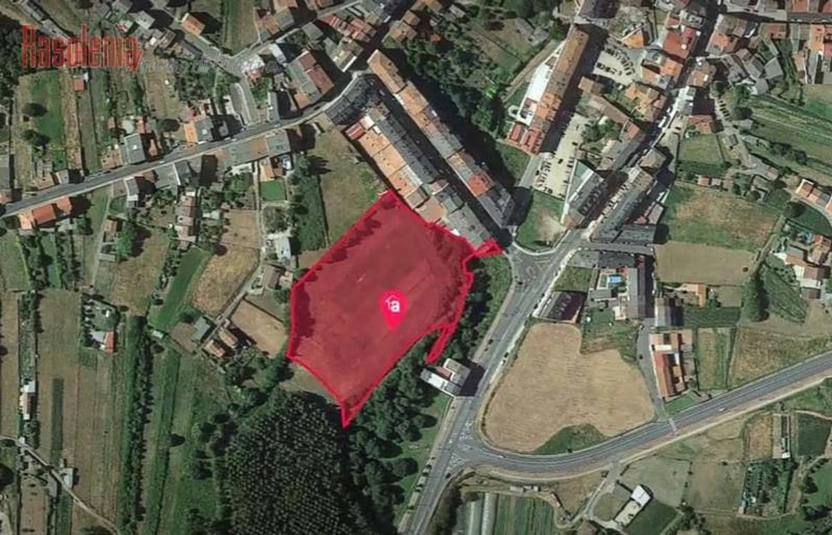 Land for sale in Ordes, A Coruña photo 5