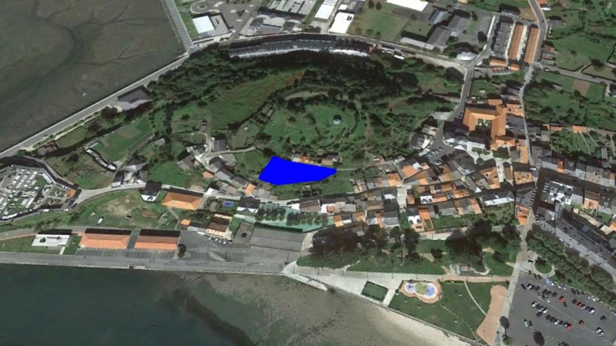 Terreno en venta en Ortigueira, A Coruña photo 1