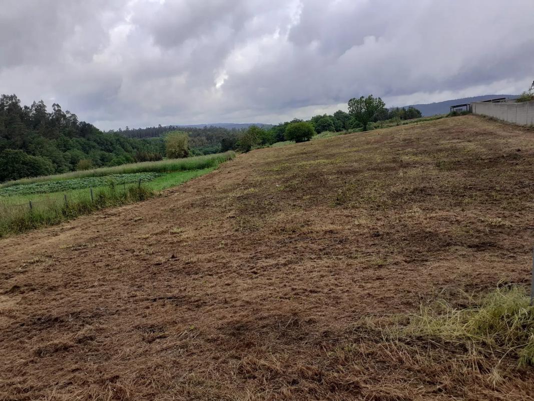 Terreno en venta en Ames, A Coruña photo 2