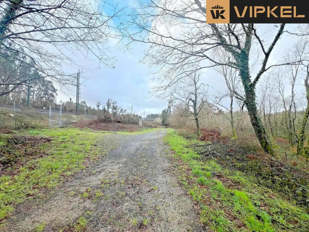 Terreno en venta en Ames, A Coruña photo 5