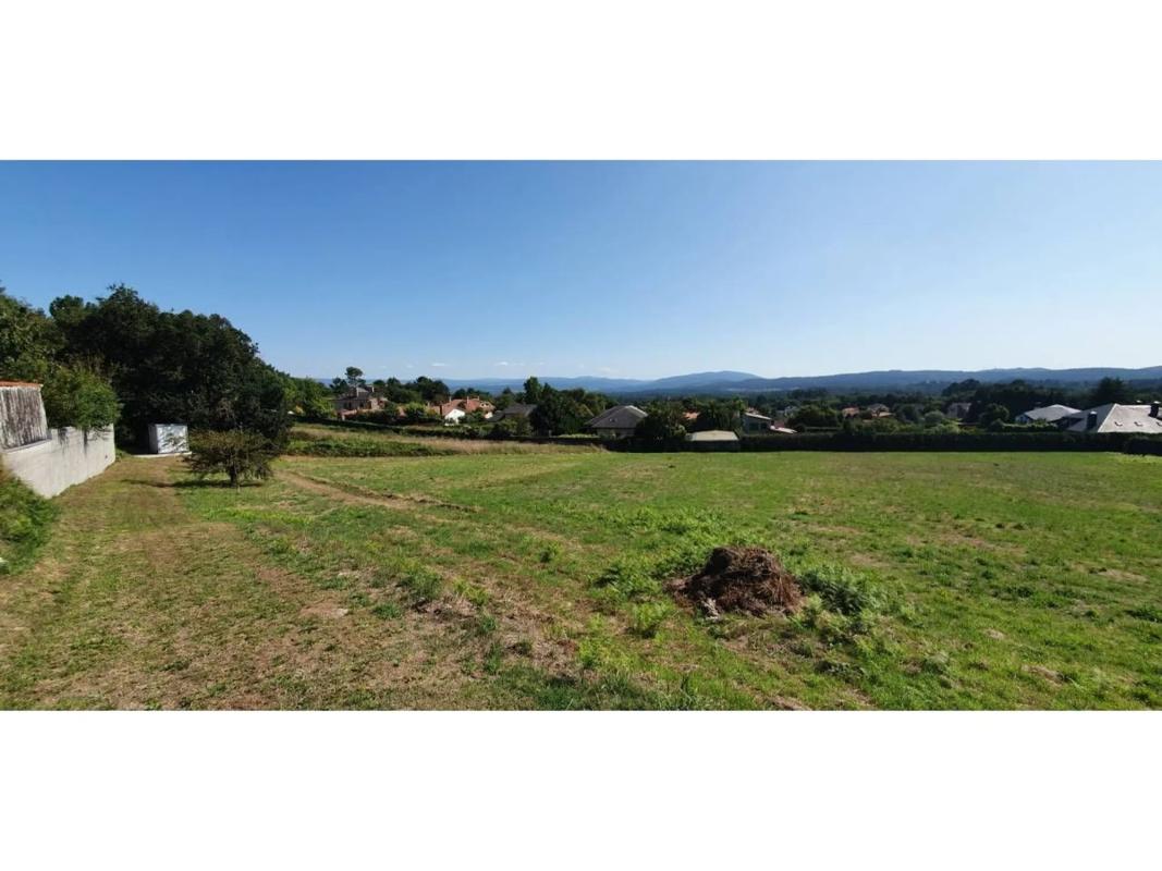 Terreno en venta en Teo, A Coruña photo 1
