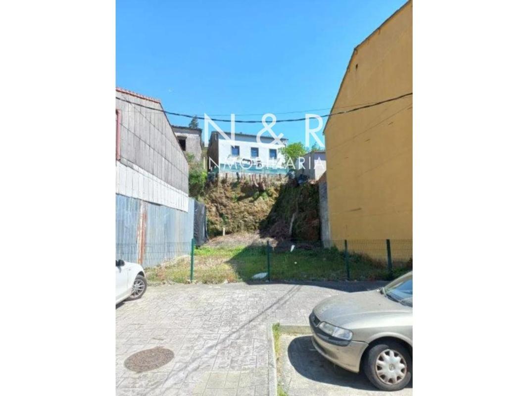 Terreno en venta en Santiago de Compostela, A Coruña photo 2