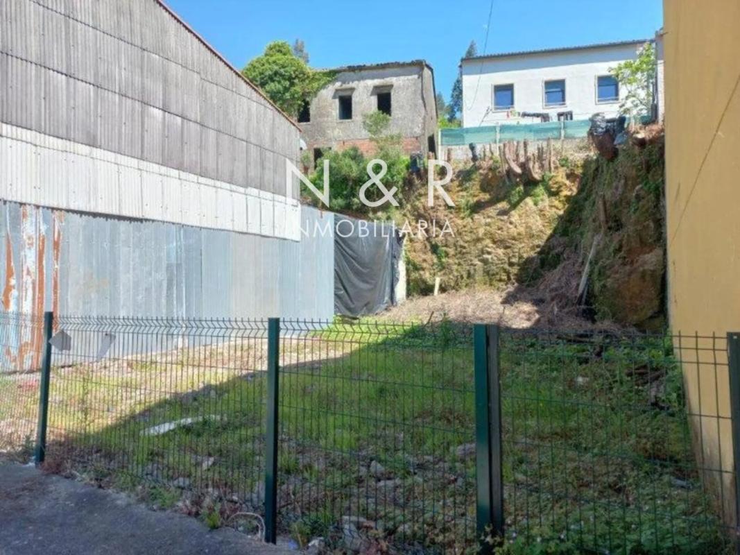 Terreno en venta en Santiago de Compostela, A Coruña photo 3