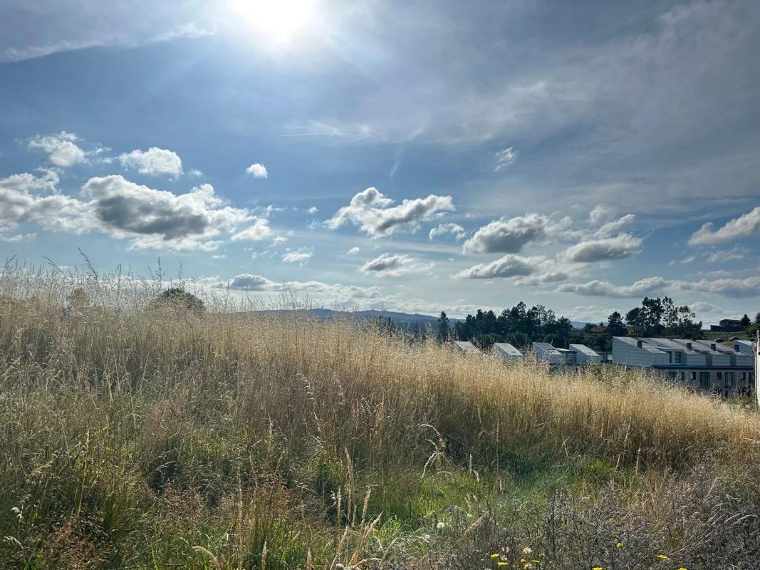 Terreno en venta en Santiago de Compostela, A Coruña photo 2