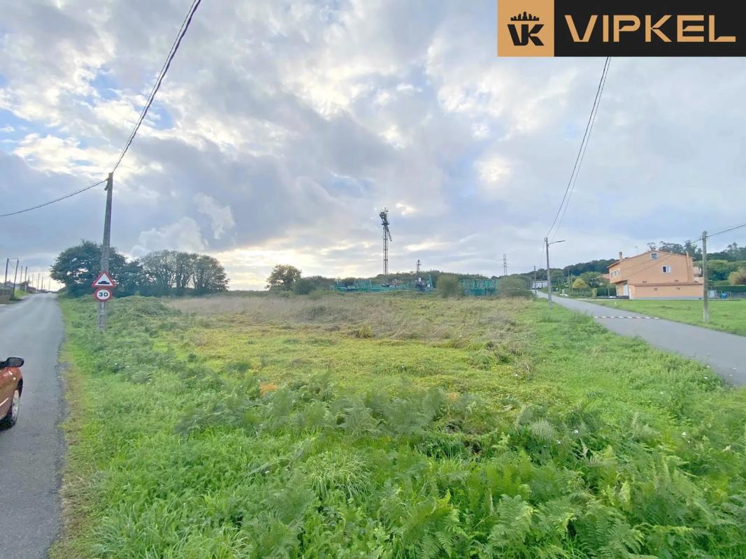 Terreno en venta en Santiago de Compostela, A Coruña photo 2