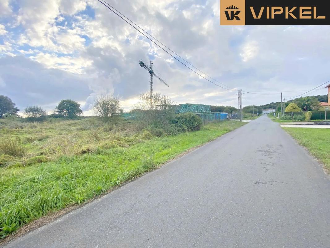 Terreno en venta en Santiago de Compostela, A Coruña photo 3