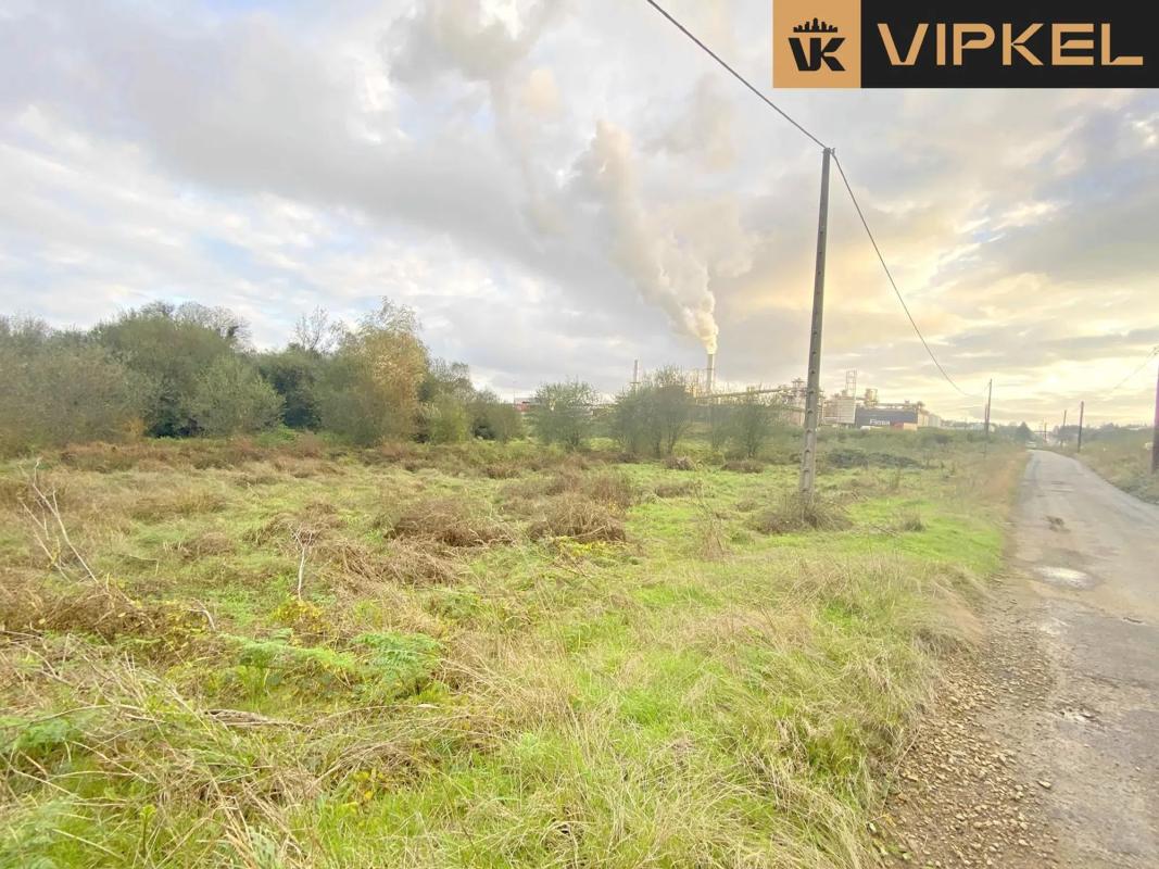 Terreno en venta en Santiago de Compostela, A Coruña photo 2