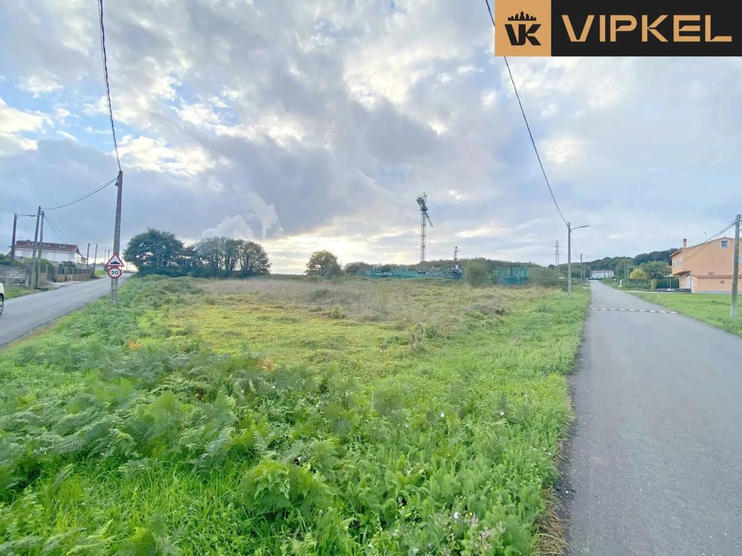 Terreno en venta en Santiago de Compostela, A Coruña photo 3