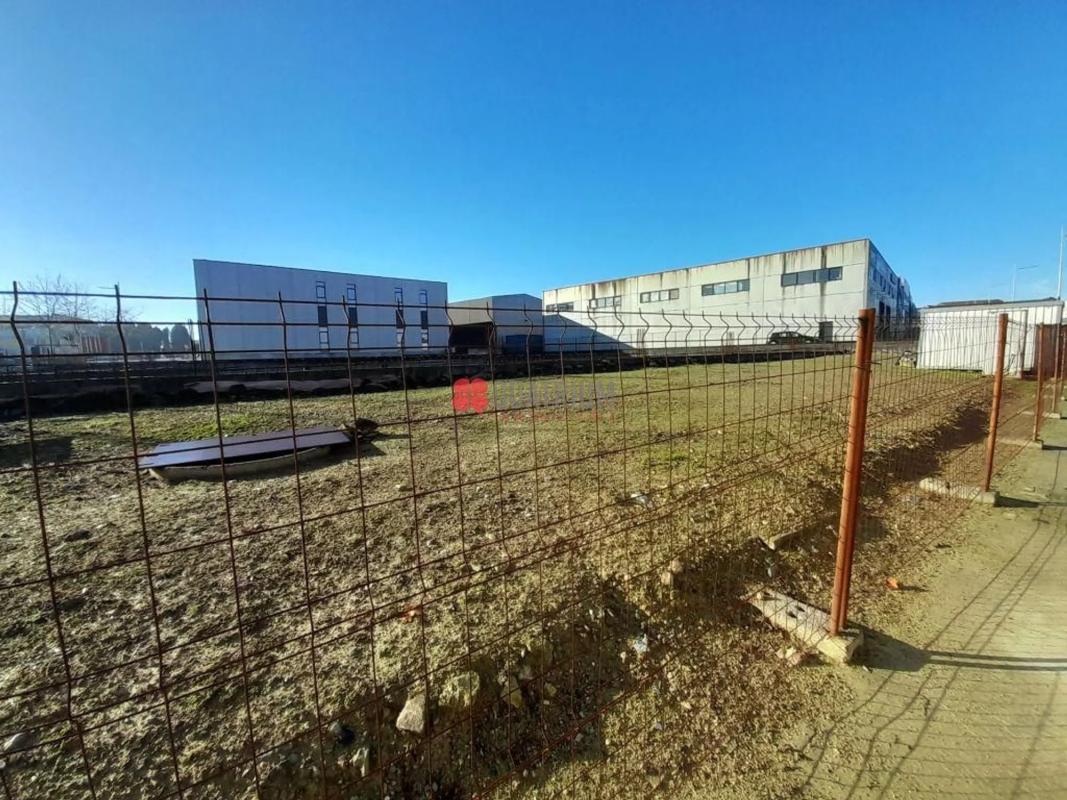 Terreno en venta en Santiago de Compostela, A Coruña photo 1