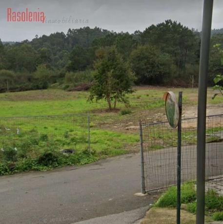 Terreno en paseo de Pedrouzos thumbnail 1